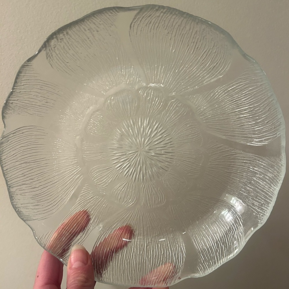 3/$30✨🌻Vintage Arcoroc Fleur Sunflower 8" Coupe Deep Salad Plate France 70s80s